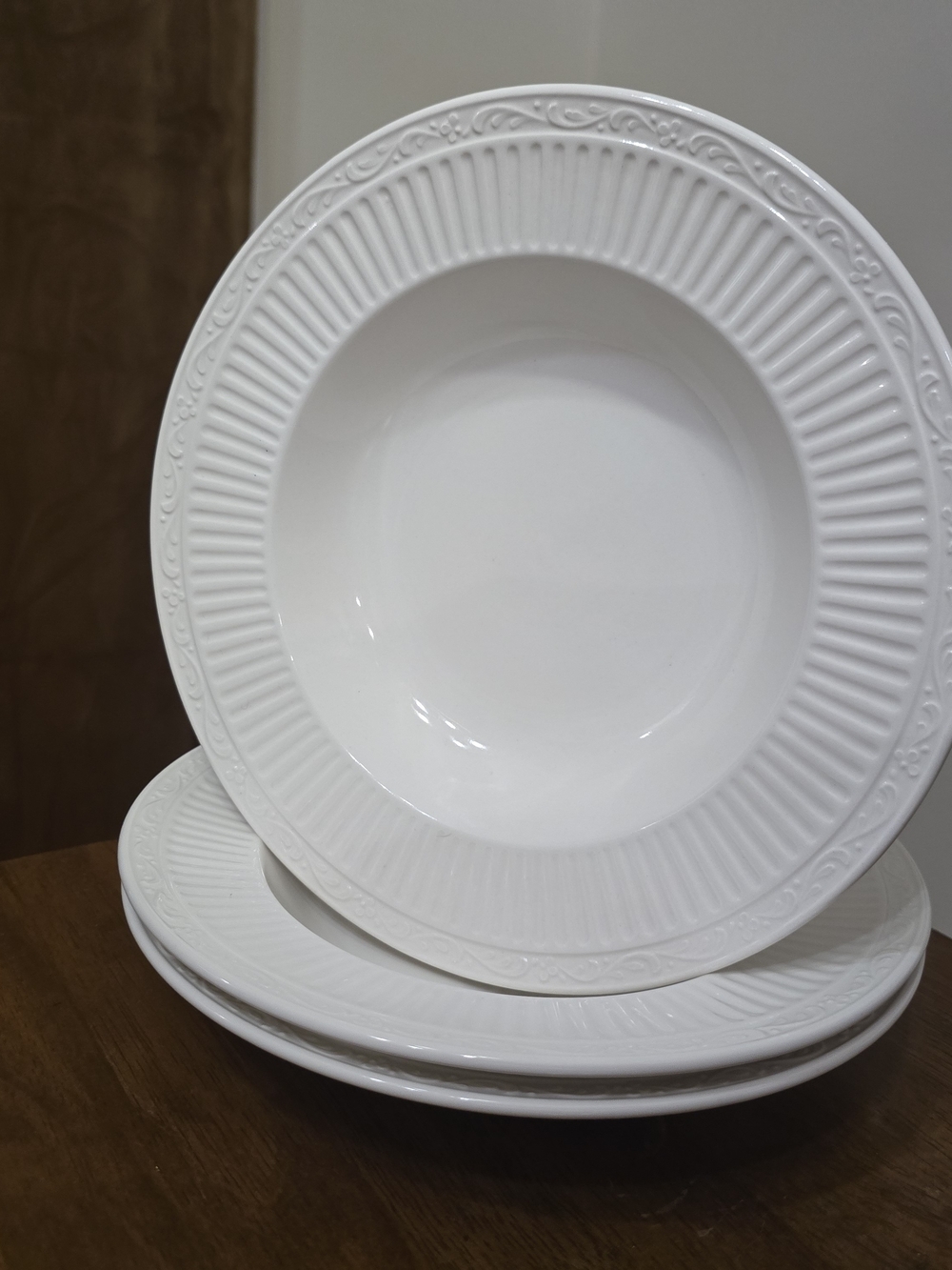 Set of 3 Mikasa Italian Countryside Rimmed Soup Bowls DD900 White Stoneware
